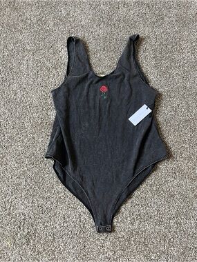 Urban Nation Women’s XL Black Rose Embroidered One-Piece Bodysuit